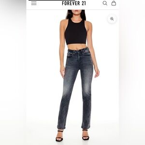 New without tags - Forever 21 curvy straight jeans. 31 waist. Very supple denim!